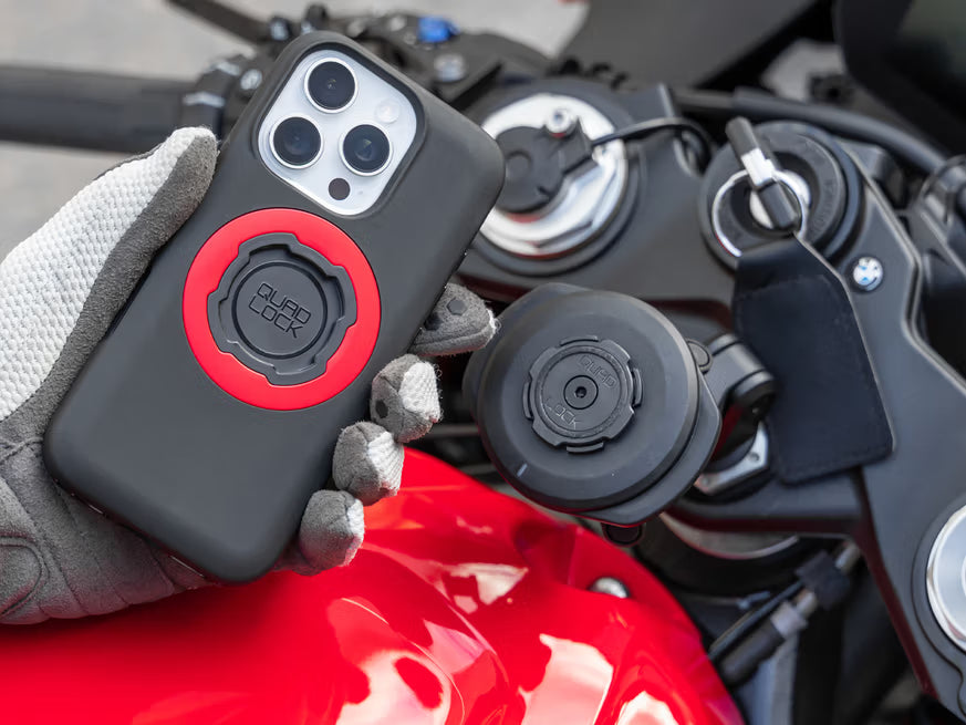 Quad Lock Moto • Testa di ricarica wireless impermeabile cablata