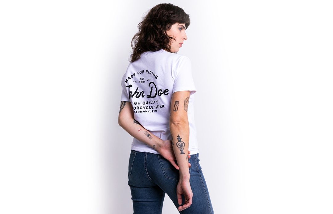 JOHN DOE T-Shirt JD LETTERING WEISS